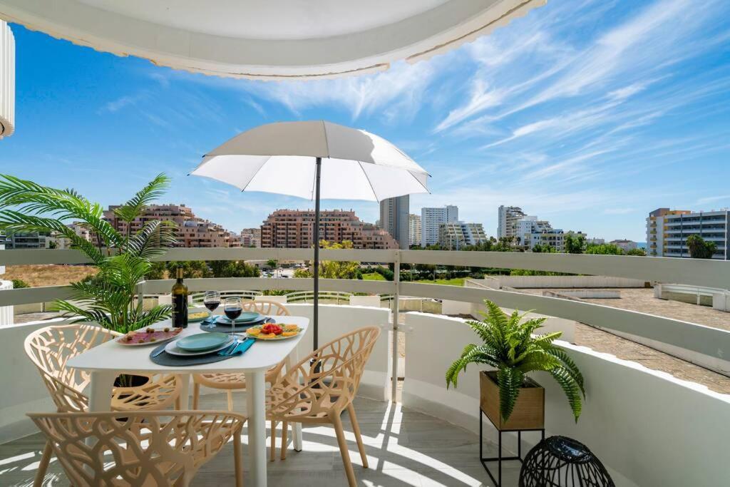 Front Beach Apartment Portimao Exterior photo